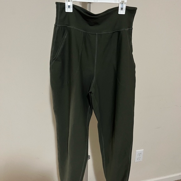 Old Navy Pants - Old Navy Active High-Rise Jogger in Olive